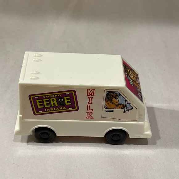 Vintage ERIE INDIANA Hardee’s 1998 Bigfoot Milk Van,Truck- Hearst Entertainment - Picture 1 of 6